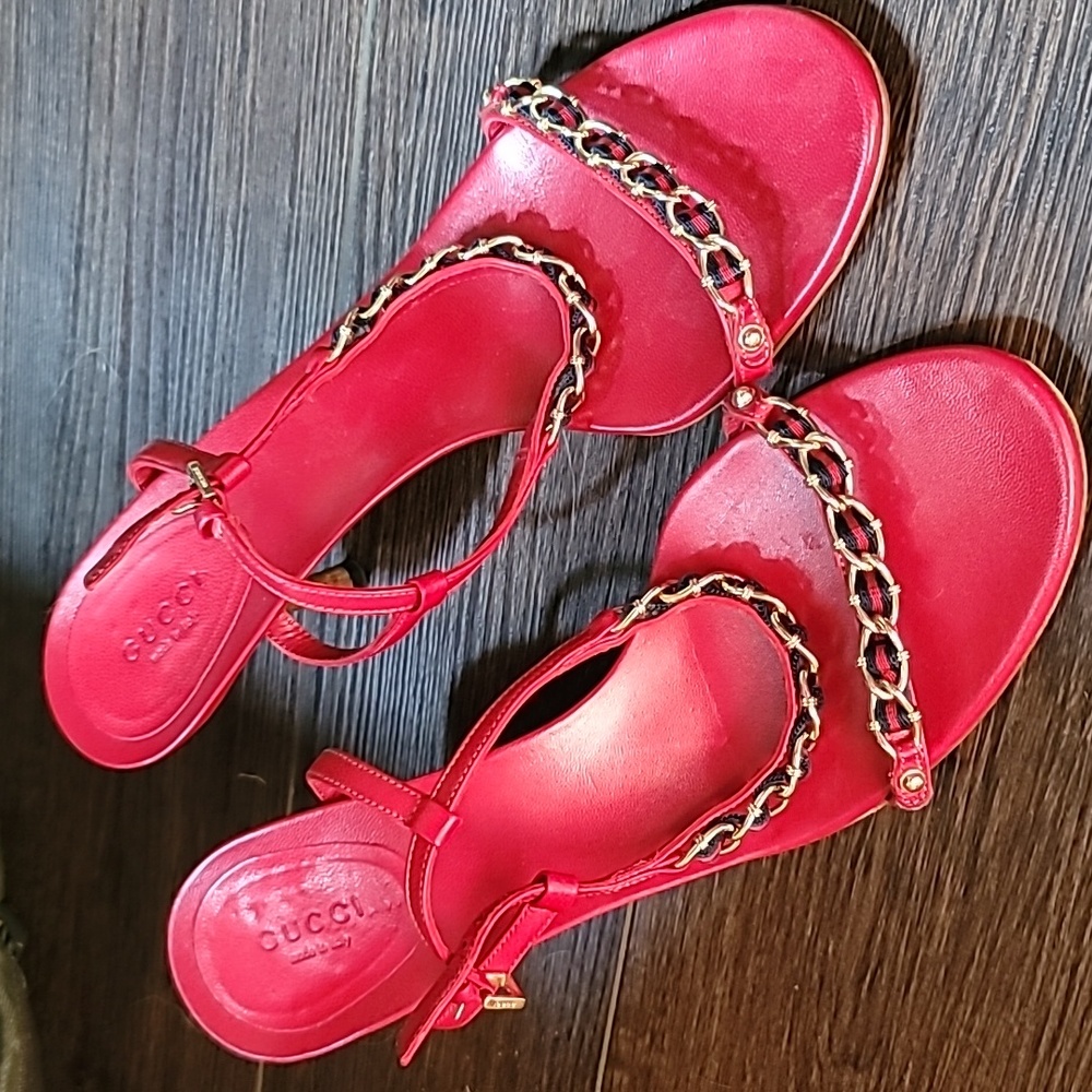EUC Gucci Sandals
